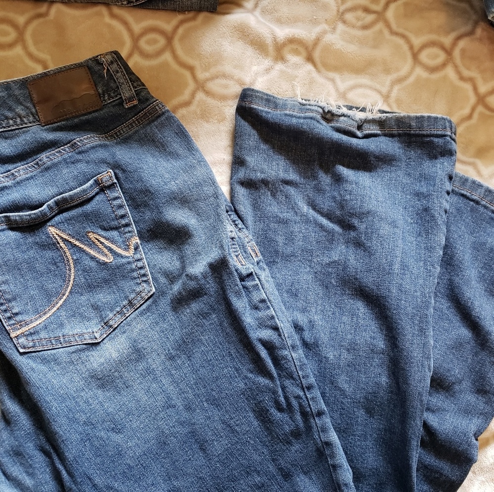 Jeans - Picture 3 of 4